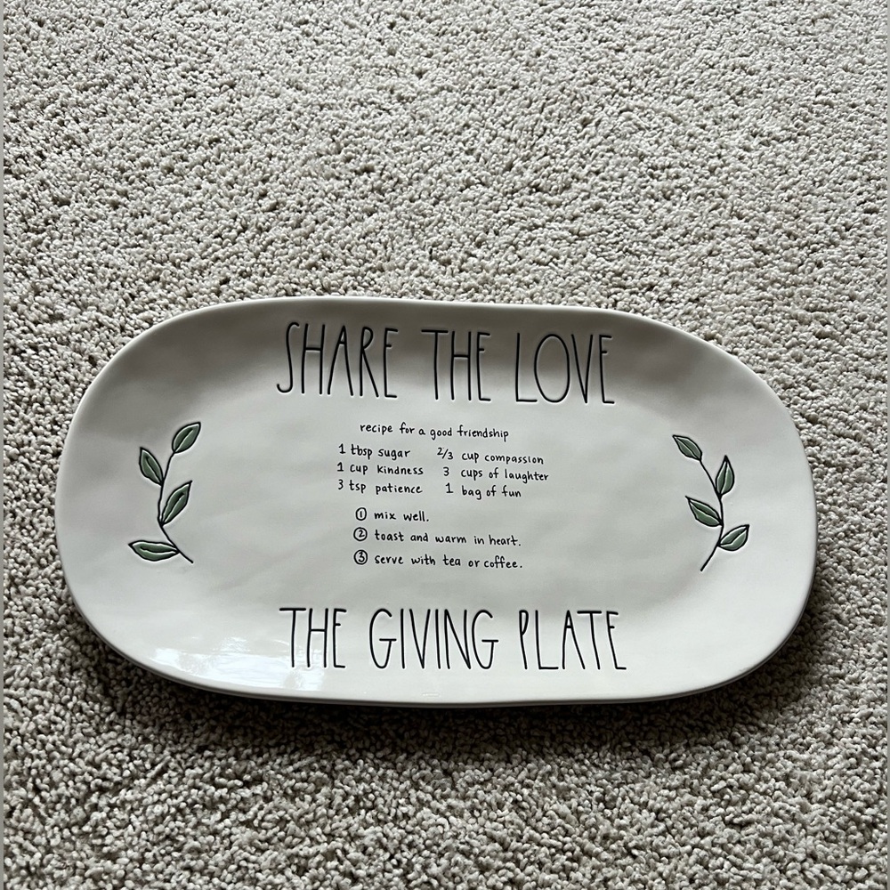 Rae Dunn Share The Love Giving Plate